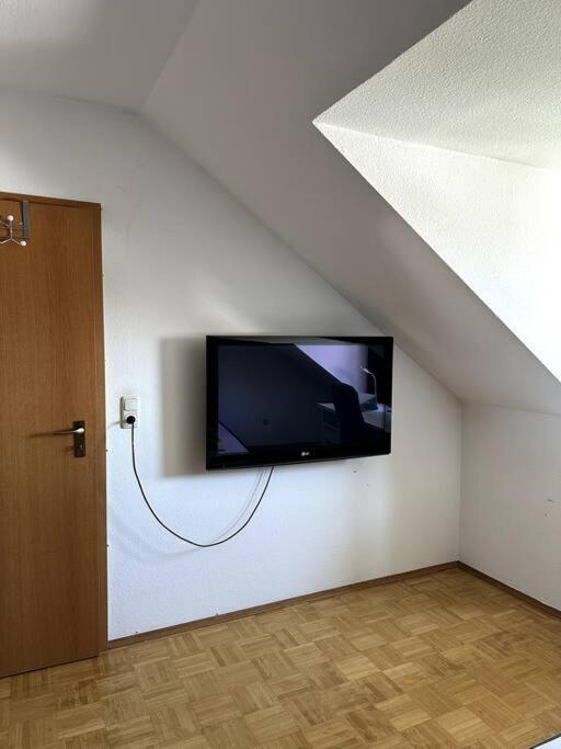 2-Zimmer-Wohnung Mit Balkon & Guter Anbindung In Ашафенбург Екстериор снимка